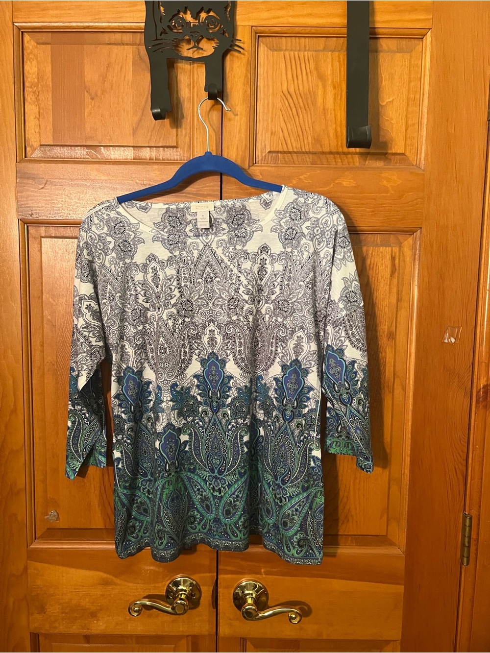 Chico's Blue & Green Paisley Long Sleeve Scoop Neck Top